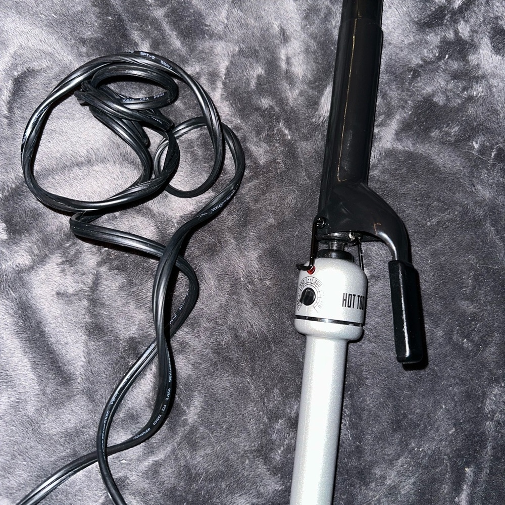 Hot Tools Curling Iron